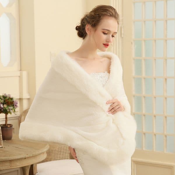 Bridal Wrap Fur White Shawl Plus Size Outer Wedding Accessories Women Winter Capes Formal Party Shrug Cloak