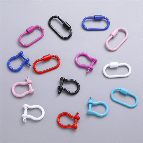 JUYA Enamel Clasps Carabiner Lock Jewelry Horseshoe Shackles Screw Lock Clasp Pendants for DIY Necklace Bracelet Jewelry Making