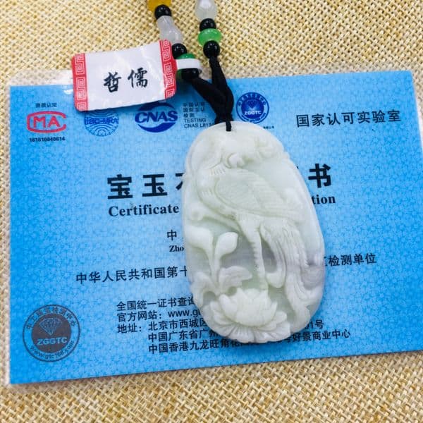 Natural Guizhou Cuiyu Hand-carved light green bird king phoenix pendant necklace Men and women sweater chain