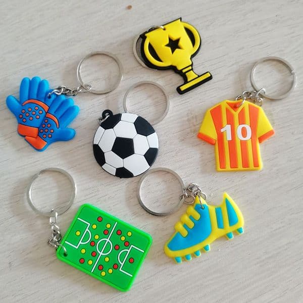 12 Pcs Soccer Keychains Key Ring Mini Soccer Ball Jersey Sneakers Trophy Keychain Bulk Football Key Holder for Kids Boys Z260427