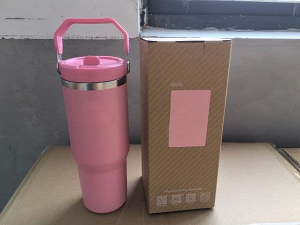 2026 Luxury Designer Decor Cobrand Water Bottles 30Oz Room Cups Heat Preservation Neon Pink Red Stainless Steel Tumblers perfume Large Capacity cologne Travel C