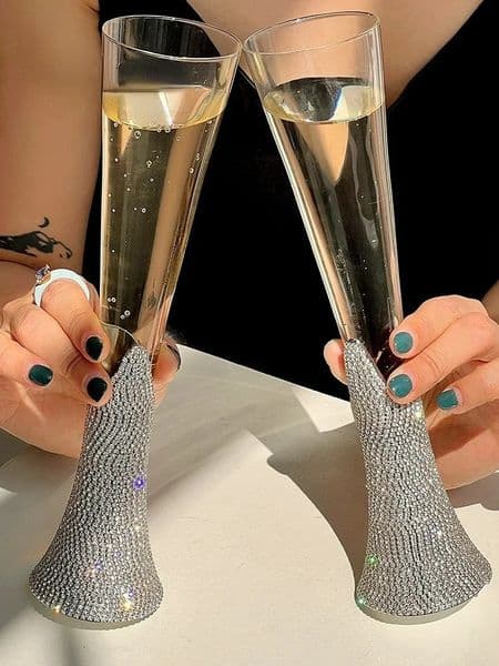 Diamond Womens Champagne mug Set with Diamond Crystal Glass High Leg Wine Cup Drink Cup Gift Wine Glass Beautiful Cups 150ml 240930