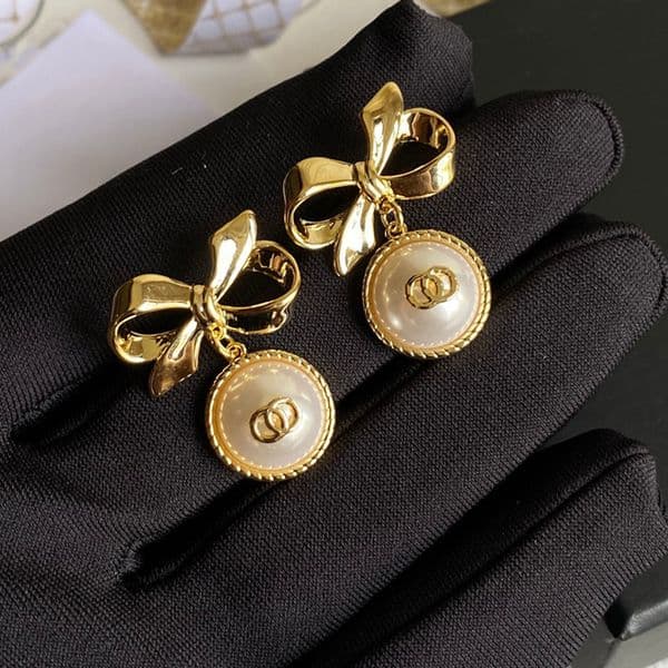 Classic Ear Stud Earrings Crystal Rhinestone Pearl Bowknot Real Gold Brass Copper Stamp Letter Earring Fashion Womens Elegance Wedding Party Jewelry Acces