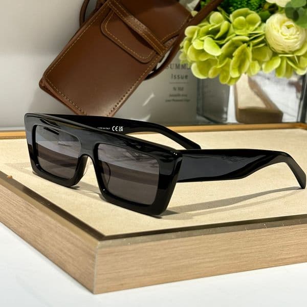Fashion Sunglasses For Men Women 40214 Designer Stylish Outdoor Catwalk Style Anti-Ultraviolet UV400 Retro Plate Acetate Polygon Full Frame Glasses Random Box