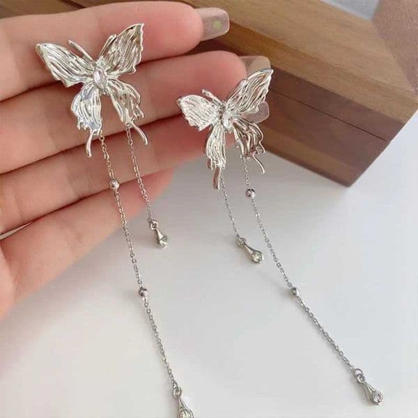 Angel Wing Metal Butterflies Tassel Ear Cuff Non Piercing Earrings Trend Punk Design Female Long Ear Clip JewelryX240928