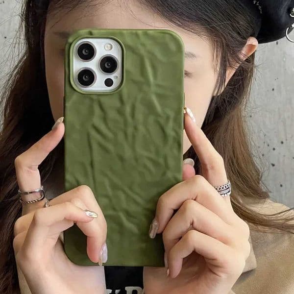 Cellphone Case Fashion Klein Blue Tin Foil Case for iPhone 11 12 13 14 15 16 Pro Max Xr Xs Max 15 Plus 3D Ripple Matte Shockproof Cover G241008