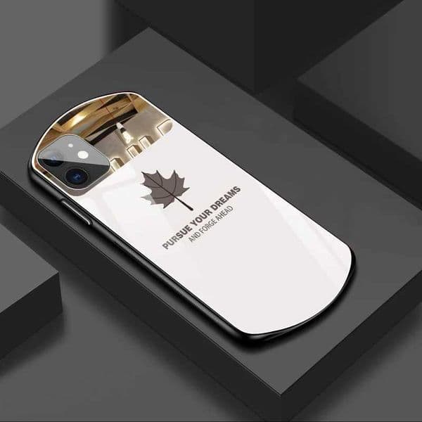 Luxury Case Luxurious and cute oval maple leaf tempered glass phone case suitable for iPhone 16 15 14 12 11 Pro Max XS XR 8 7 Plus mirror silicone cover Z241008
