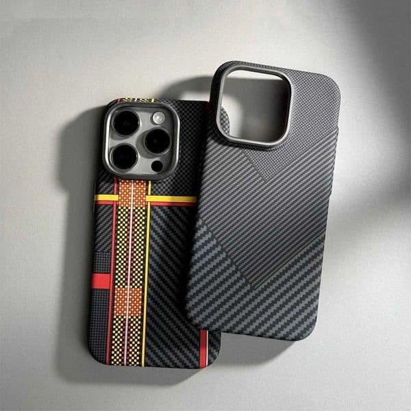 Luxury Case New magnetic attraction for iPhone 16 ProMax phone case 15 Pro carbon fiber pattern 14 anti drop protective cover Z241008