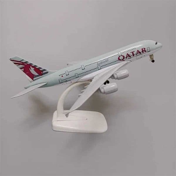 18*20cm Alloy Metal AIR QATAR Airways Airbus 380 A380 Airplane Model Diecast Plane Model Aircraft w Wheels Landing GearsXJ241010