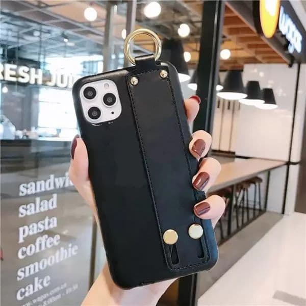 Wristband Designer Phone Case for Apple iPhone 17 16 Samsung Galaxy S25 S24 S23 Note 20 Ultra Luxury PU Leather Floral Print Wrist Strap Back Cover Coque Fundas Black