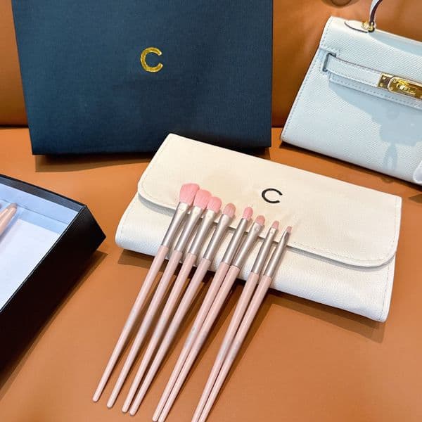 Makeup Brush Set Organizer Gift Box for Convenient Storage Eco-Friendly Nano Fiber Brushes with Strong Powder Gripping Power