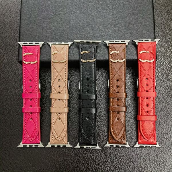 Smart Straps For Apple Watch Band 7 6 4 3 Series iWatch 41mm 45mm 42mm 38mm Strap Links Fashion Designer Gold Rivet Flower Wristband Luxury Leather Bracelet Watch Bands