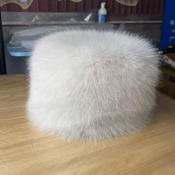 Designer Hat 2026 New Brand Womens Natural Winter Bean Handmade Warm And Soft Knitted True Fox Fur Skull Hat dandy hat Designer Free Ship