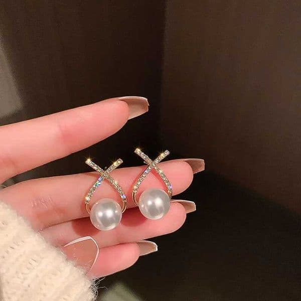 Elegant simulated pearl earrings suitable for women set with rhinestone earrings letter X earrings 2023 Trent party wedding jewelry W241023