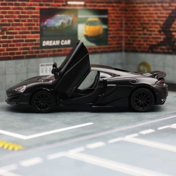 High Quality 1/36 McLaren 600LT Childrens Toy Car RMZ Ci Diecast Mini Car Model Super Pull Back Car Series Gift T241025