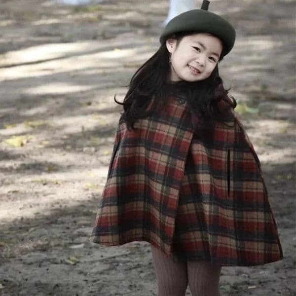 Kids Coat Winter Clothes for Girls Baby Girls Woolen Cloak Toddler Girl Kawaii Red Plaid Cape Cotton Thickening Hooded Cape 241028