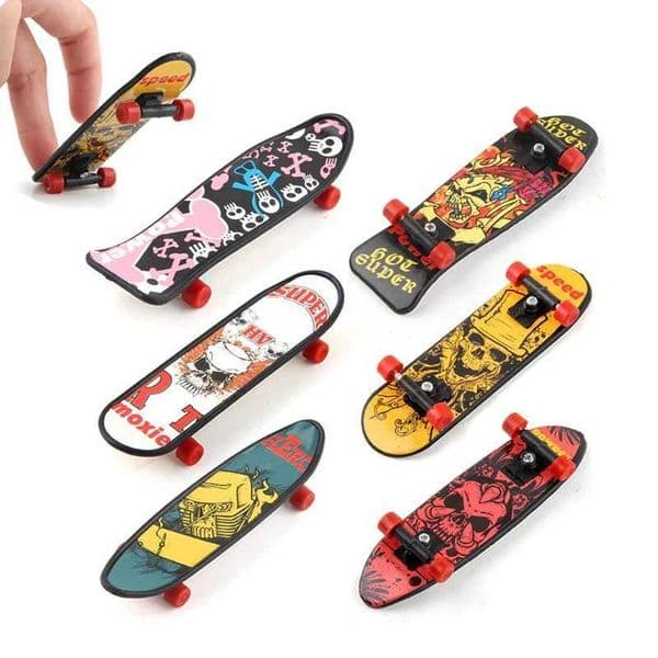 12 Mini Skateboard Toys Plastic Creative Finger Skateboarding Childrens Birthday Party Preferred Desktop Game Toys Gift Fillers W241029