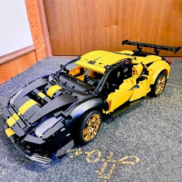 High Tech Classic Technical Super Speed Sports Yellow Black Car Building Blocks Bricks Model Educational Toys Gifts 1785pcsXJ241029
