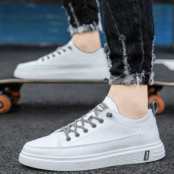 High Quality New mens Fi casual leather shoes mens white vulcanized shoes sports shoes breathable flat shoes mens Zapatillas De Hombre T241029