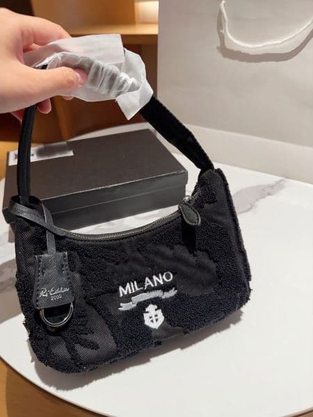 Luxury fluffy Bags hobo bag Designer Handbags fashion shoulder bags for women Classic Leather underarm Tote bags of high grade Multi Color