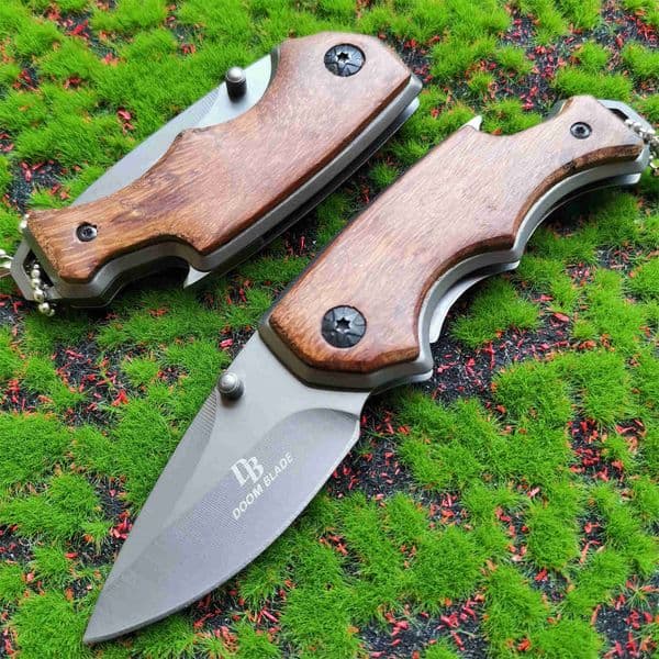 Exquisite Sandalwood Handle Folding Knife Titanium-plated 440 Steel Blade Multifunctional Fishing Camping Emergency Tools