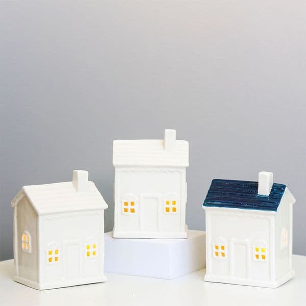 Decorative Objects Figurines TingKe European-style house-shaped ceramic ornaments creative Christmas decoration hollow-out Christmas house LED light gift 230926