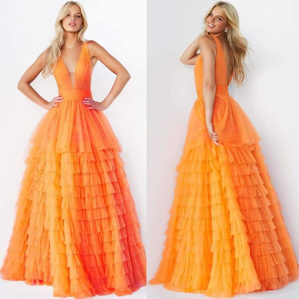 Glamorous Prom Dresses A-line V-neck Sleeveless Solid Color Net Layered Up Pleats Floor Length Backless Zipper Custom Made Evening Dress Plus Size