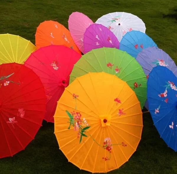 UPS Adults Chinese Handmade Fabric Umbrella Fashion Travel Candy Color Oriental Parasol Umbrellas Wedding Tools Fashion Accessories 8.18