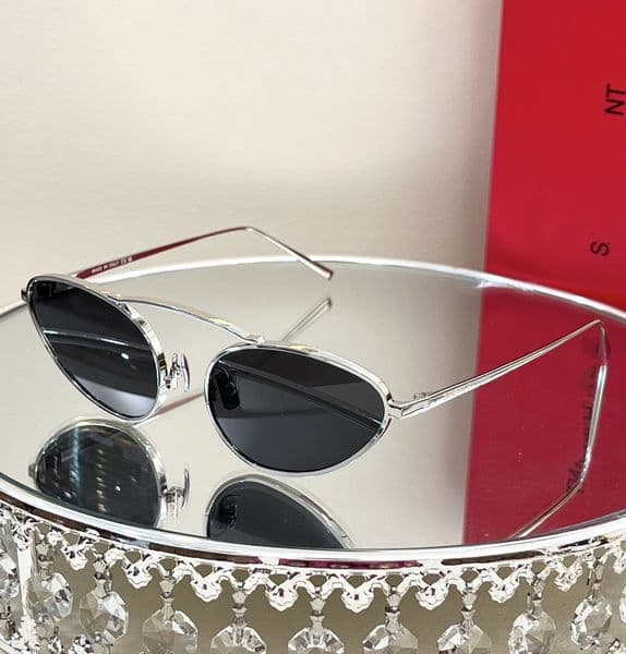 Cat Eye Sl 538 Women High Quality Sunglasses Occhiali Da Sole Firmati Hip Hop Fashion Eyewear Retro Unisex Driving Anti Uv400 Black Lens Eyeglasses