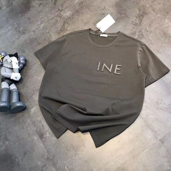 Mens T-Shirts Women Designers Tees Polos Fashion Tops Man Casual Cotton Back Letter Shirt Clothing Stereo Shorts Sleeve Clothes Tshirts