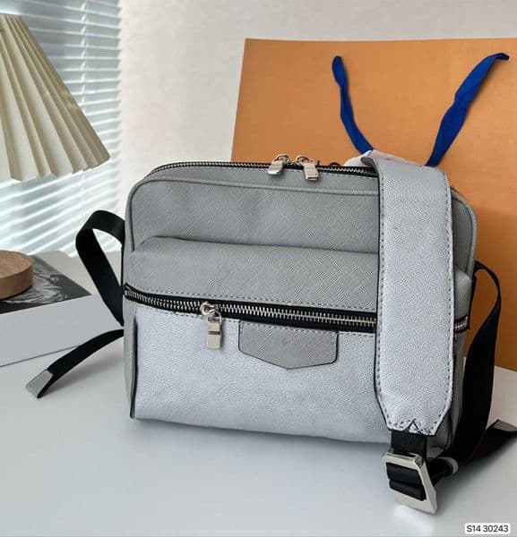 Men single shoulder bag Chest pack cross body designer messenger bags fashion classic letter women handbag 5A top Wallet