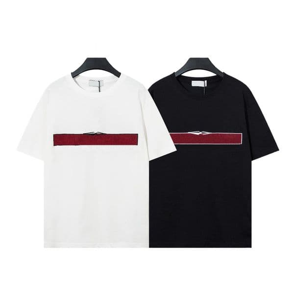 Men designer t shirt Summer fashion round neck breathable short sleeved top t shirt woman High quality black white M-2XL