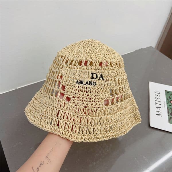 Straw Hats Wide Designer Brim Caps Hand Woven Embroidered Letters Women Summer Beach Strawhat Suitable for Travel Bonnets Raffia P Bucket Hat hat