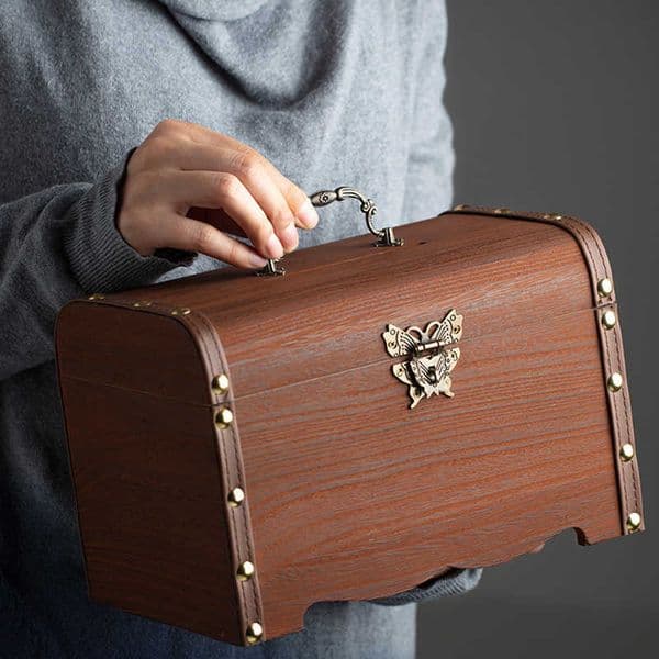 2026 New Decorative Objects Figurines Mini Lock Storage Hidden Wooden Letter Savings Bank Children Coin Cash Box Safe Secret Skarbonka Home