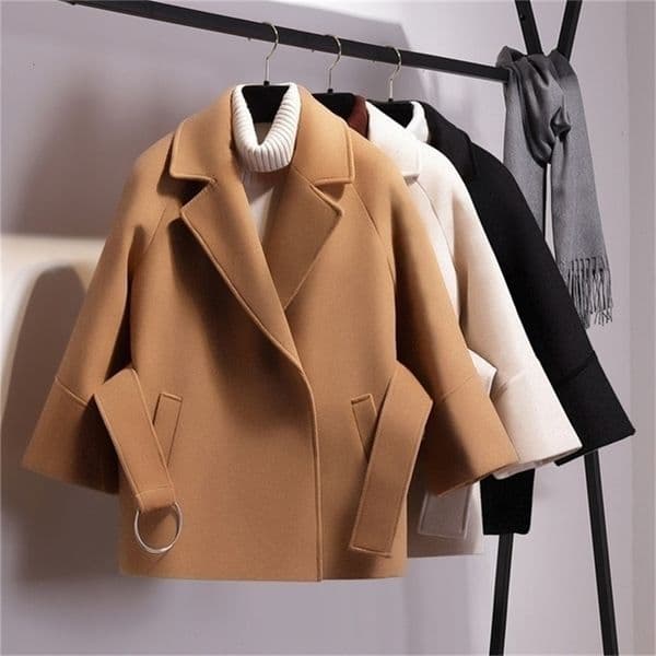 Women's Wool Blends Spring Autumn Winter Women Short Woolen Coat Belt Jacket Female Raglan Sleeves Cloak Jackets Elegant Single Button Black Camel 231109
