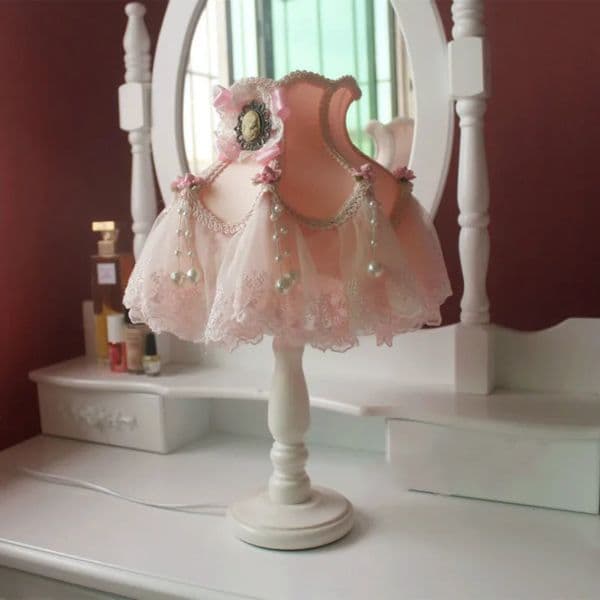 Decorative Objects Figurines Table Lamps Modern Led Fabric Lamp Shades for Living Room Bedroom Desk Lighting Fixtures Wedding Light Home Decor WJ122113 231207
