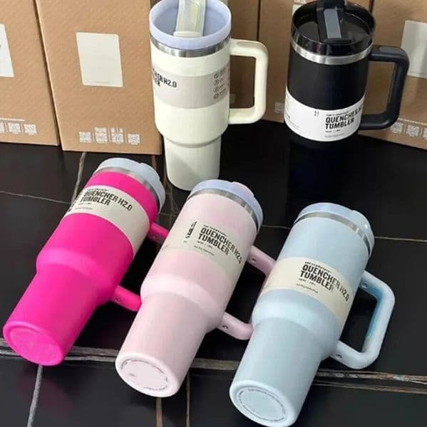 1:1 With Logo 40oz Stainless Steel Adventure H2.0 Tumblers Cups with handle lid And straws Travel Car mugs vacuum insulated drinking water bottles 1105