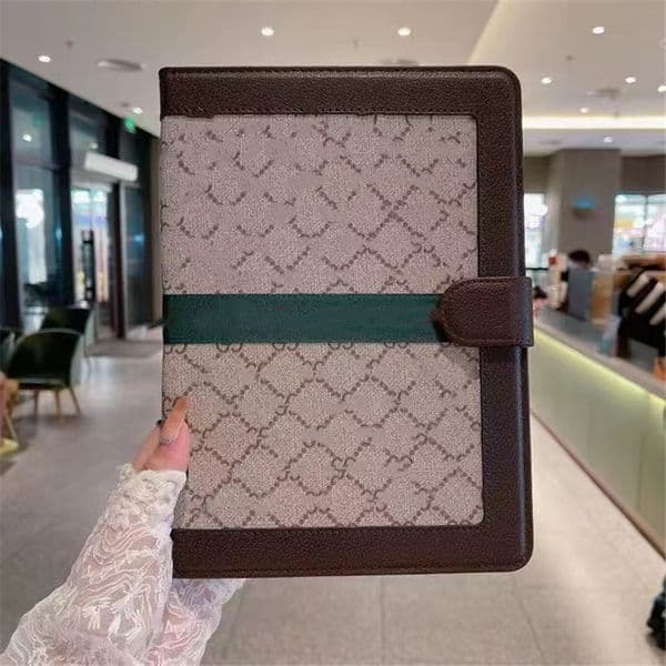 Luxury Designer Tablet Leather Shockproof Case Cover for ipad pro 13 11 pro 12.9 inch air 13 11 air10.5 10.9 mini 6 5 4 10.2inch ipad 10 9 8 7 6 5 Fashion Full Cover Protect