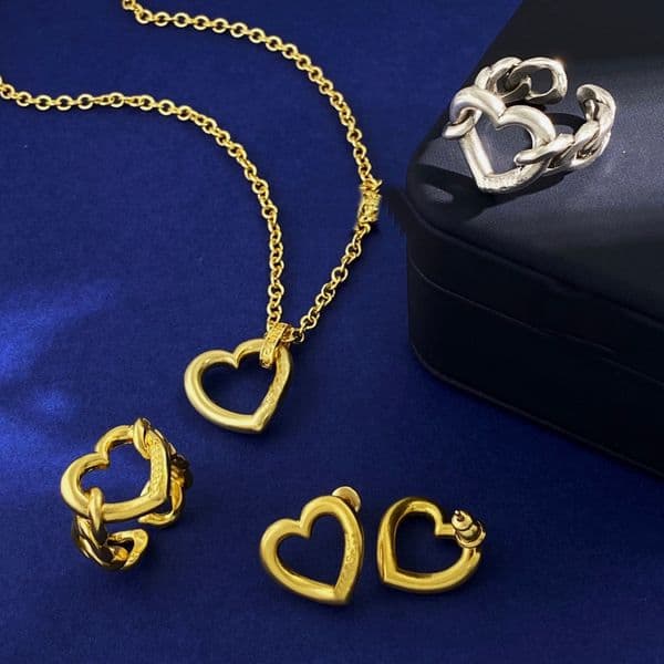 Hollow Heart Pendant Necklace 3D Hard Gold Peach Heart Clavicular Chain Ear Studs Couple Earring Ring Sweater Chain Jewelry Accessory MN14