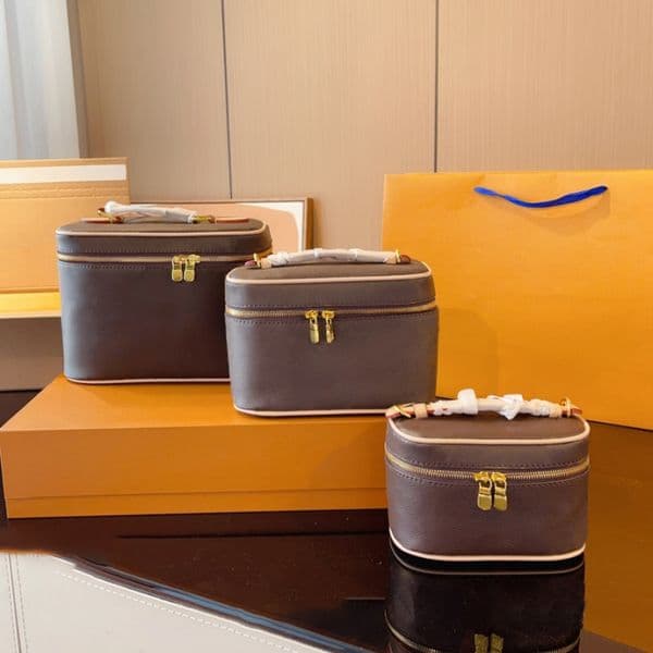Nice Vanity bag Classics Luxury Cosmetic bags Cases Women Bags Designer Handbag Toiletry Bags Toiletries Pouch Storage Cosmetic Makeup Bag Cases Crossbody Bags