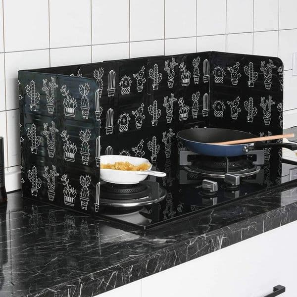 Aluminum Foldable Kitchen Gas Stove Baffle Plate Portable Frying Pan Oil Splash Protection Screen Household Kichen Accessories 231226