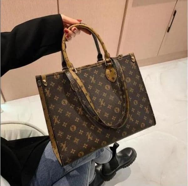 Luxury Designers Handbag Tote Shoulder Clutch Bags On The Go Crossbody Shopping Bag Purses Letters Flowers Floral One Handle Wallet Women Handbags Totes