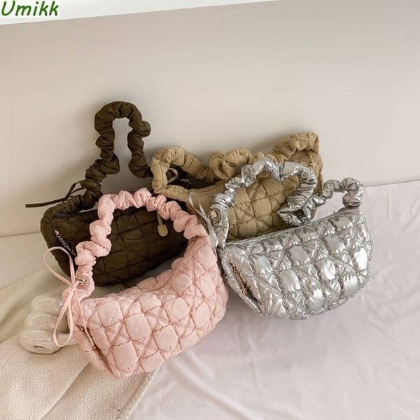 Evening Bags Pleated Bubbles Cotton Padded Shoulder Cloud Quilted Handbag Lattice Pattern Crossbody Fashion Solid Color Clutch Tote 230720