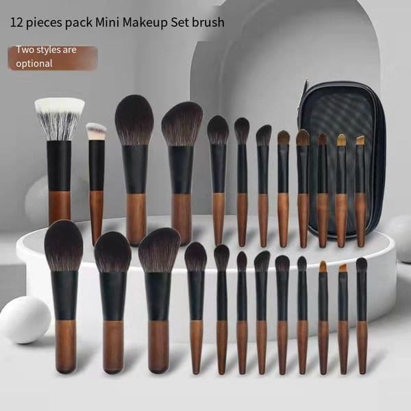 Makeup Tools Portable 12 Piece Mini Wool Cosmetic Brush Set Short S Eye Shadow Concealer Travel Package pinceaux de maquillage 230725 123