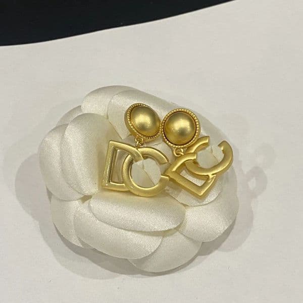 Womens Brand Stud Earrings Charm Designer Jewelry Earrings 18 Gold-plated Girl Love Pearl Earrings Luxury European Accessories Fashion Couple Gifts G2311032BF