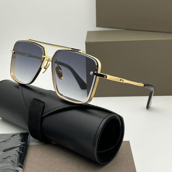 M SIX Sunglasses For Men and Women Summer Classic Style Anti-Ultraviolet Retro Plate Square Full Frame Fashion Eyeglasses Random Box Q260520