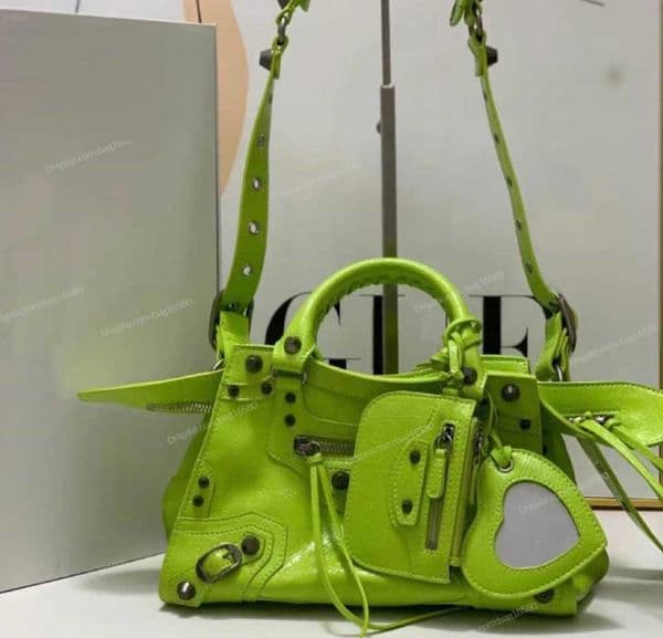 Shoulder Bags Luxury Designer Neo Classic Top Handle Bag Women Handbags Crossbody Motorcycle Highs Quality Tote Genuine Leather Fashion Trend