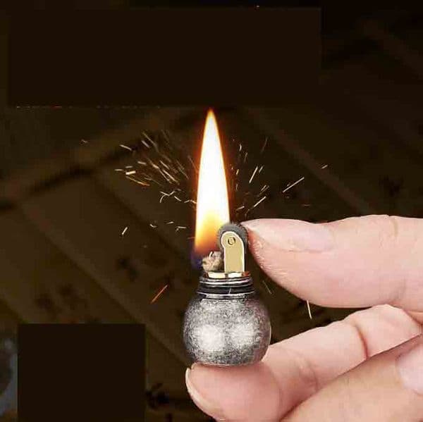 Latest Gourd Kerosene Lighter Gasoline Inflated Key Chain Petrol Grinding Wheel Lighters Outdoor Smoking Accessories Tools