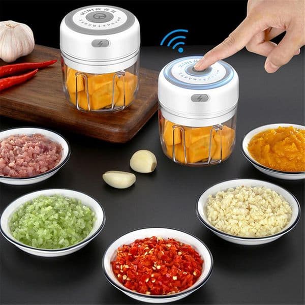 Meat Grinders 100250mL Mini Electric Garlic Chopper Press Mincer Vegetable Grinder Sturdy Durable USB Charging Kitchen Tool 230201