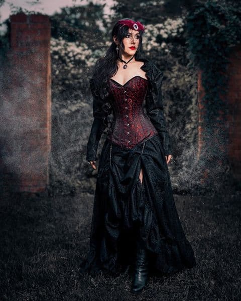 Gothic Victorian Long Prom Dresses Black And Red Lace A Line Corset Special Occasion Gowns Floor Length Lace-up Vintage Plus Size Masquerade Dress For Women
